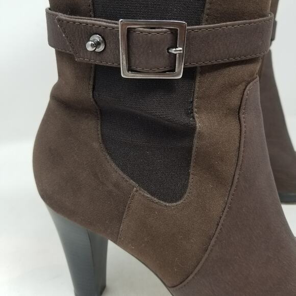 Andrea Brown Ankle Boots Suede Elasticized Platform Heels Size 7.5 - Picture 9 of 14